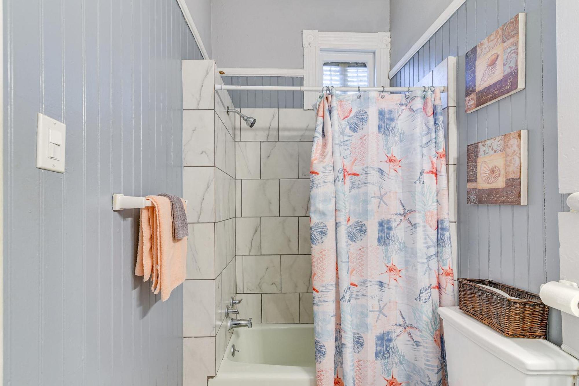 Coastal Galveston Studio About 1 Mi To Beach! Bagian luar foto
